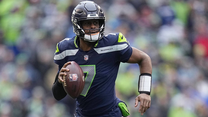 Seattle Seahawks firman a Geno Smith con una extensión de 3 años y $105 millones